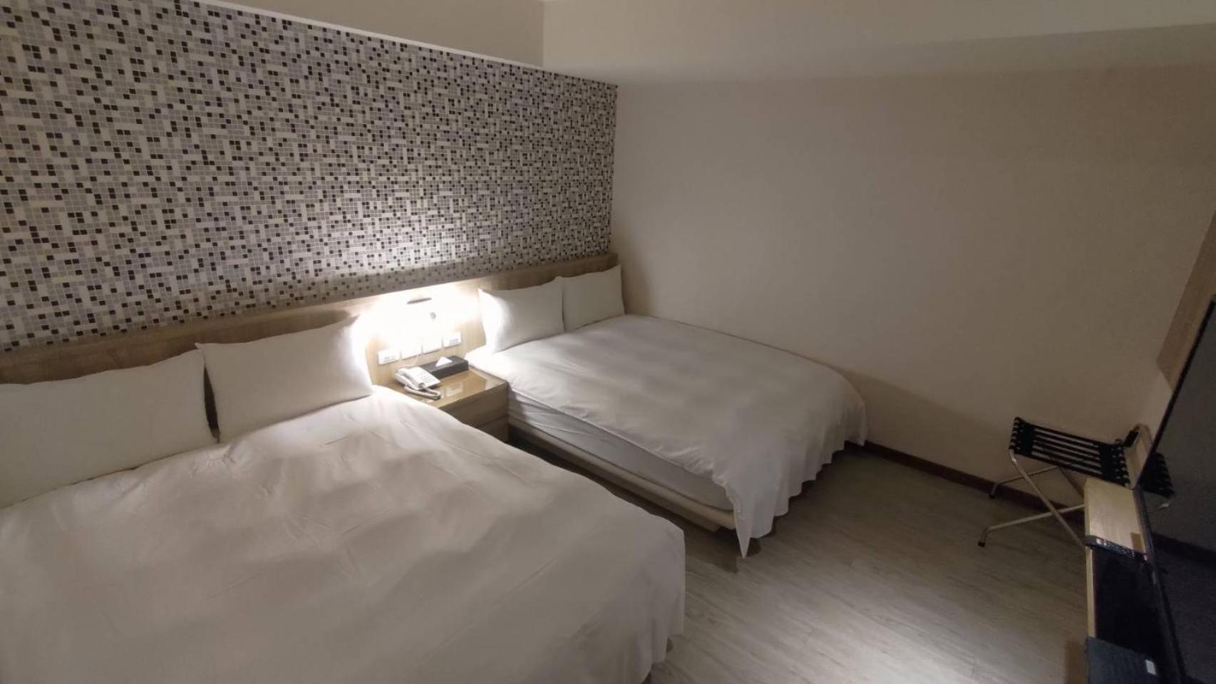 Sung Tai Hotel Kaohsiung Exteriör bild